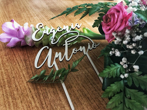 cake-topper-in-legno